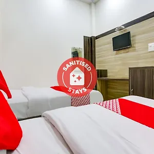 Oyo 75850 Vishwanath Varanasi